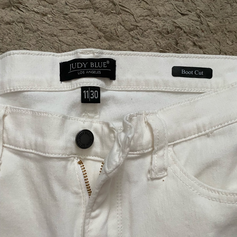 Boot cut white Judy Blue jeans
